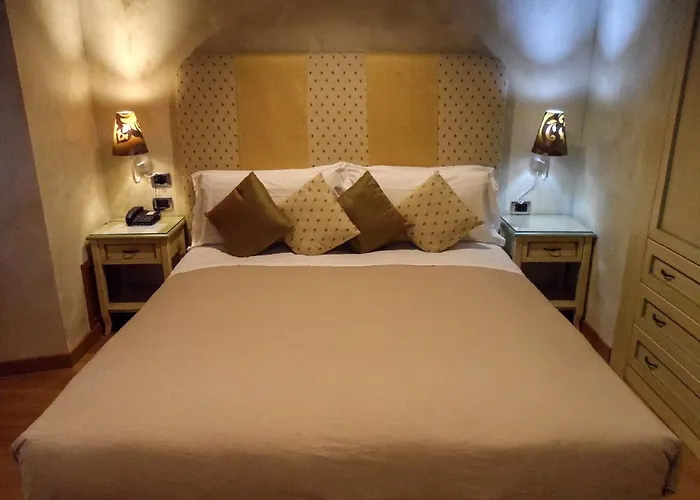 Condotti 4* Roma