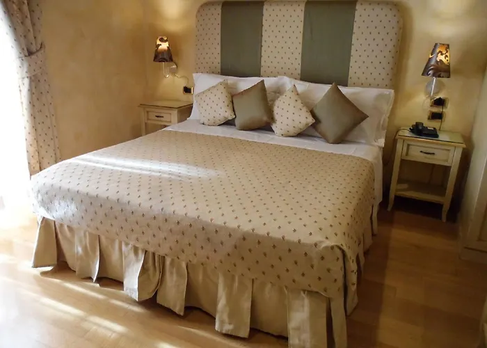 Condotti 4* Roma