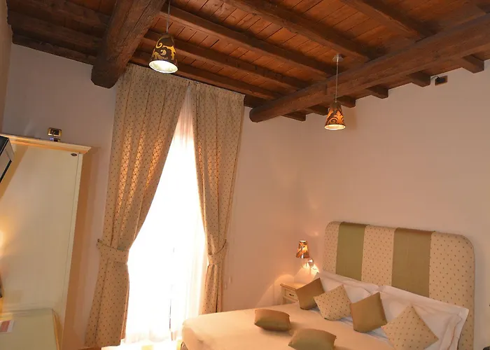 Condotti Penzion 4*