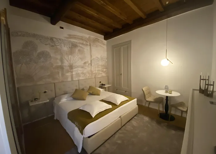 Condotti Roma