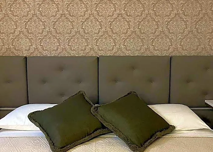 Konukevi Condotti 4*